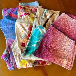 4 pair of Niyama Sol leggings, all size small. No tags